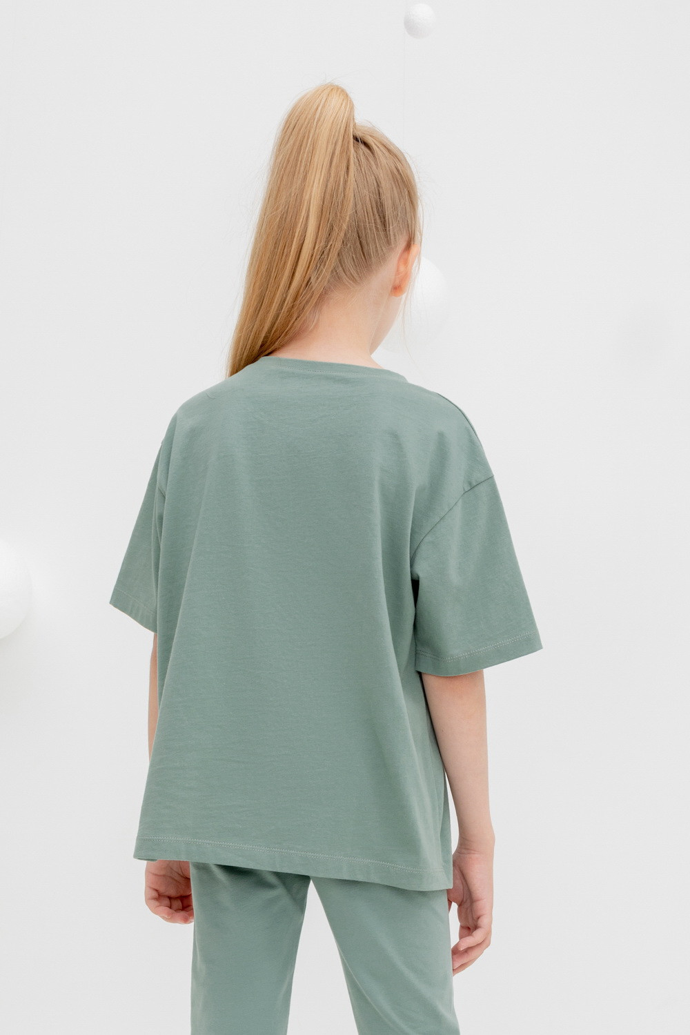 Футболка для девочки, артикул: КР 302168-1, цвет: зеленый, фото 3