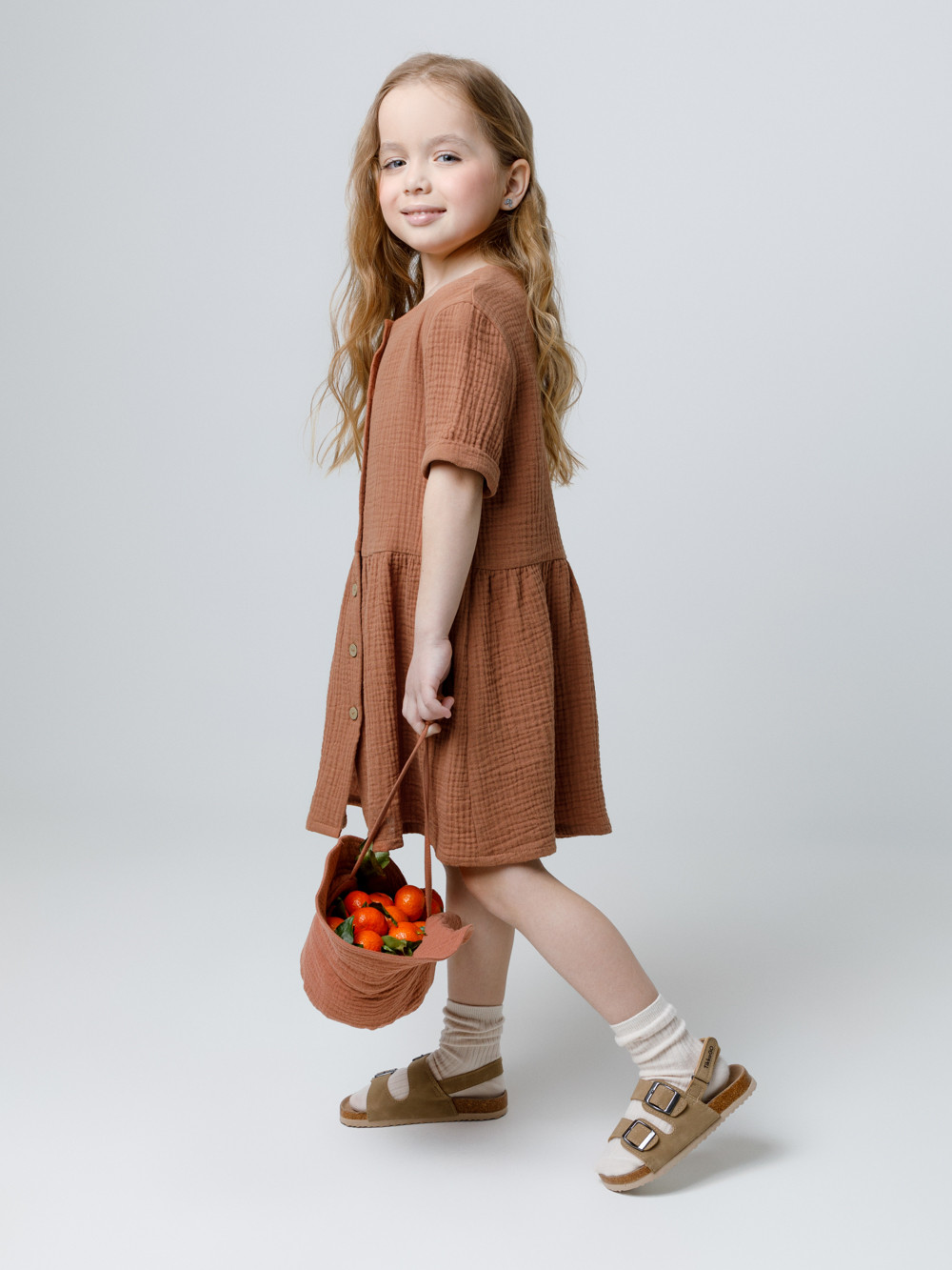 Платье для девочки, артикул: ТК 52095, цвет: коричневый, фото 3